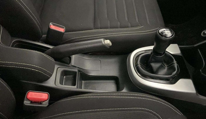 2020 Honda WR-V 1.2L I-VTEC VX MT, Petrol, Manual, 56,310 km, Gear Lever