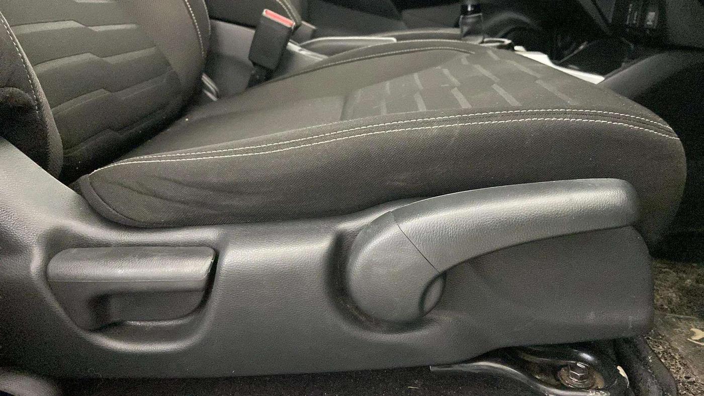 2020 Honda WR-V 1.2L I-VTEC VX MT, Petrol, Manual, 56,310 km, Driver Side Adjustment Panel