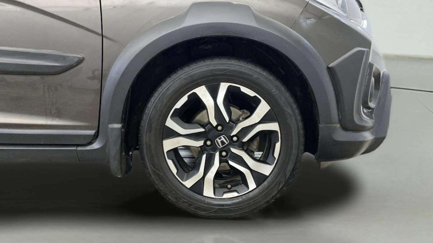 2020 Honda WR-V 1.2L I-VTEC VX MT, Petrol, Manual, 56,310 km, Right Front Wheel