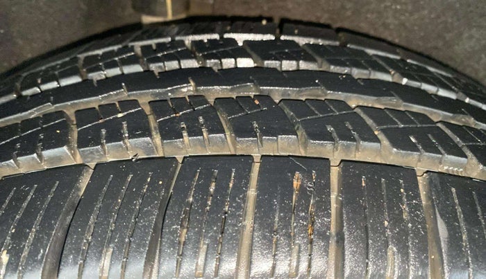 2015 Ford Ecosport TITANIUM 1.0L ECOBOOST, Petrol, Manual, 74,538 km, Right Rear Tyre Tread