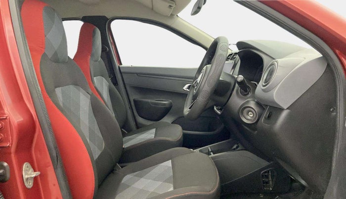 2020 Renault Kwid RXT 1.0 AMT, Petrol, Automatic, 80,880 km, Right Side Front Door Cabin