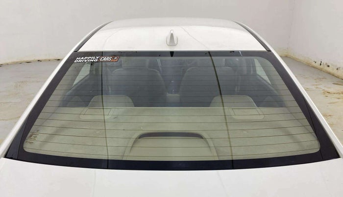 2016 Honda City 1.5L I-VTEC V MT, Petrol, Manual, 1,26,306 km, Rear Windshield