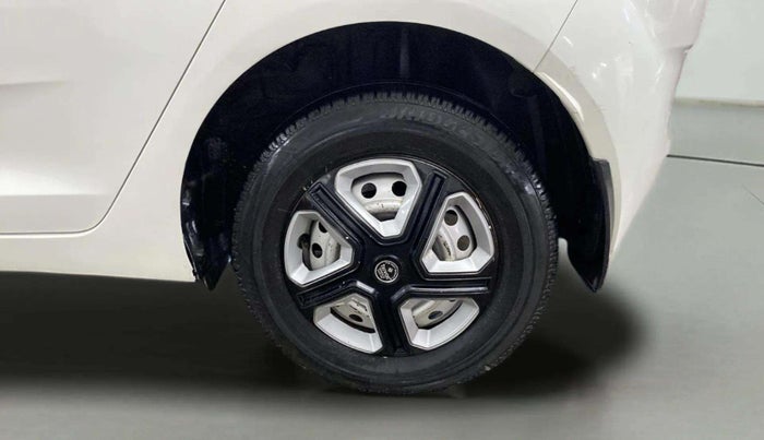 2021 Tata ALTROZ XE PETROL, Petrol, Manual, 44,442 km, Left Rear Wheel