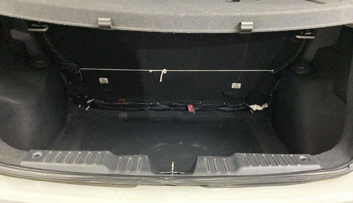 2021 Tata ALTROZ XE PETROL, Petrol, Manual, 44,442 km, Boot Inside