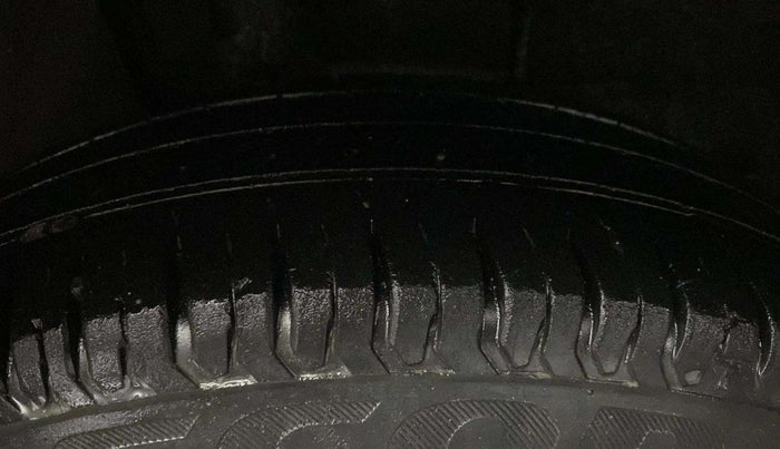 2021 Tata ALTROZ XE PETROL, Petrol, Manual, 44,442 km, Right Rear Tyre Tread