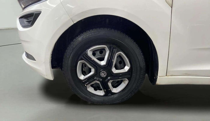 2021 Tata ALTROZ XE PETROL, Petrol, Manual, 44,442 km, Left Front Wheel