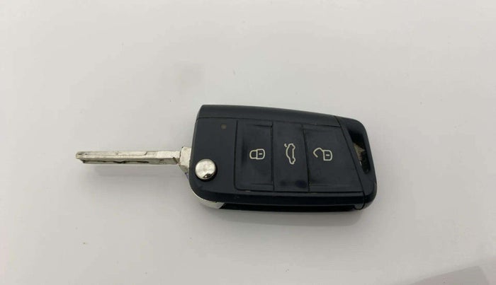 2022 Skoda KUSHAQ ACTIVE 1.0L TSI MT, Petrol, Manual, 40,742 km, Key Close Up