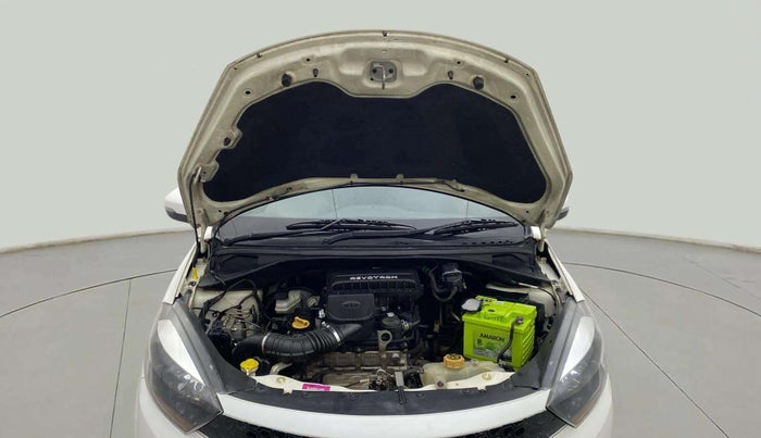2017 Tata TIGOR XZ (O) PETROL, Petrol, Manual, 64,549 km, Open Bonet