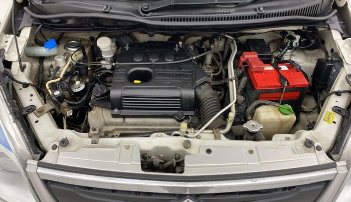 2017 Maruti Wagon R 1.0 VXI, CNG, Manual, 70,822 km, Engine View