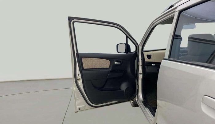 2017 Maruti Wagon R 1.0 VXI, CNG, Manual, 70,822 km, LHS Front Door