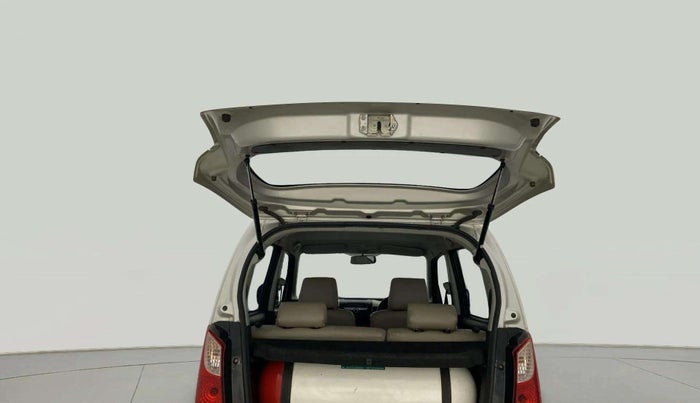 2017 Maruti Wagon R 1.0 VXI, CNG, Manual, 70,822 km, Boot Door Open