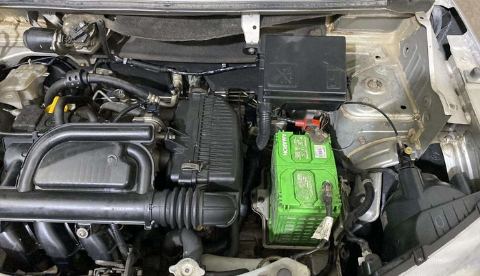 2019 Renault Kwid RXT 1.0 (O), Petrol, Manual, 72,433 km, Engine View - Left