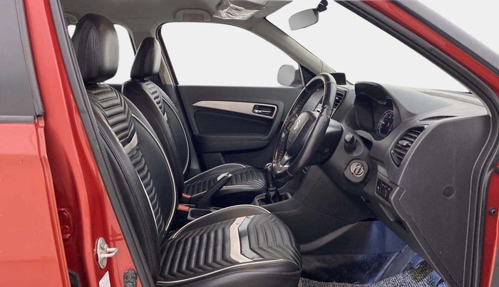 2017 Maruti Vitara Brezza ZDI, Diesel, Manual, 1,12,680 km, Right Side Front Door Cabin