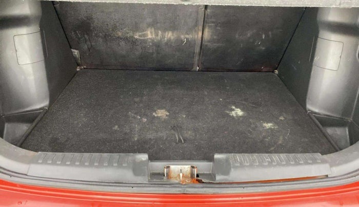 2017 Maruti Vitara Brezza ZDI, Diesel, Manual, 1,12,680 km, Boot Inside