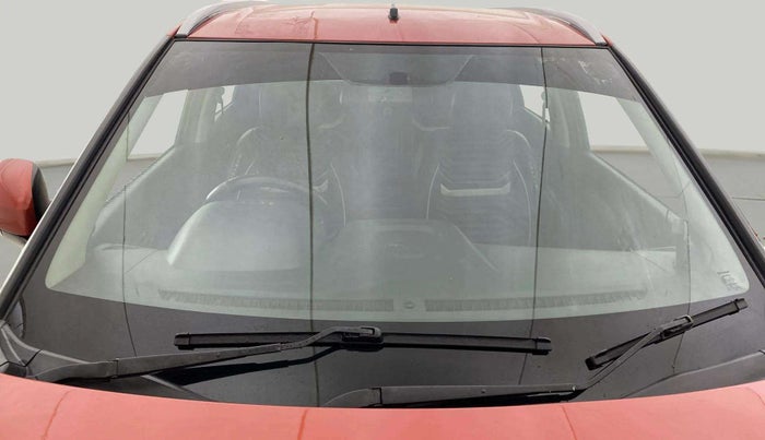 2017 Maruti Vitara Brezza ZDI, Diesel, Manual, 1,12,680 km, Front Windshield