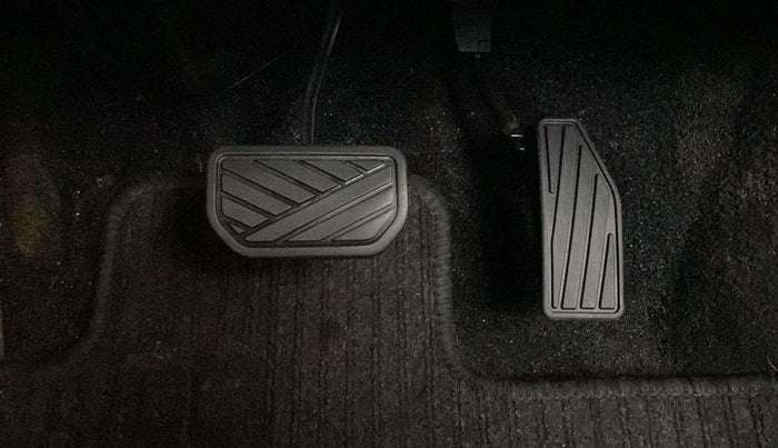 2021 Maruti Baleno ZETA CVT PETROL 1.2, Petrol, Automatic, 58,672 km, Pedals