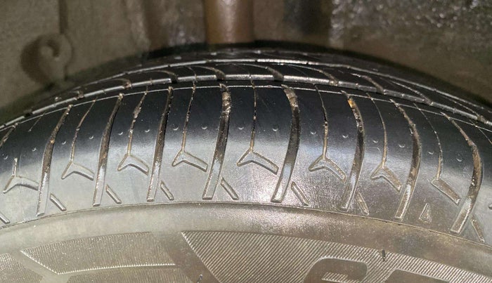 2021 Tata TIGOR XM PETROL, CNG, Manual, 60,021 km, Right Rear Tyre Tread