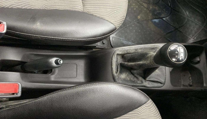 2013 Hyundai Eon ERA +, Petrol, Manual, 41,829 km, Gear Lever