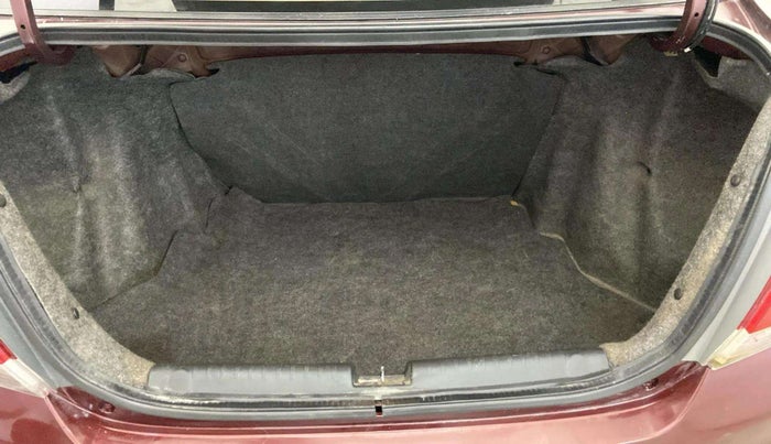 2016 Honda Amaze 1.2L I-VTEC S, Petrol, Manual, 87,508 km, Boot Inside