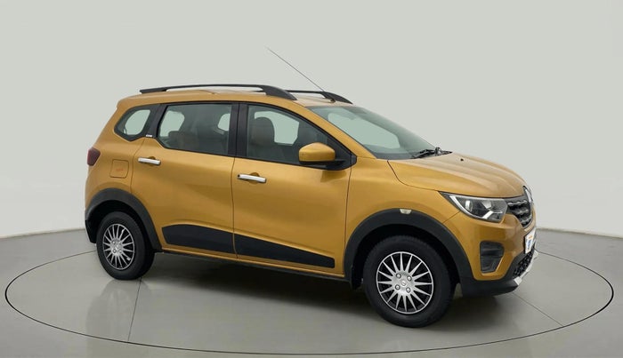 2020 Renault TRIBER RXT, Petrol, Manual, 1,18,229 km, Right Front Diagonal