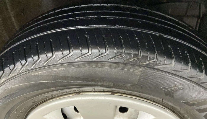 2022 Maruti New Wagon-R LXI CNG 1.0, CNG, Manual, 42,196 km, Right Front Tyre Tread