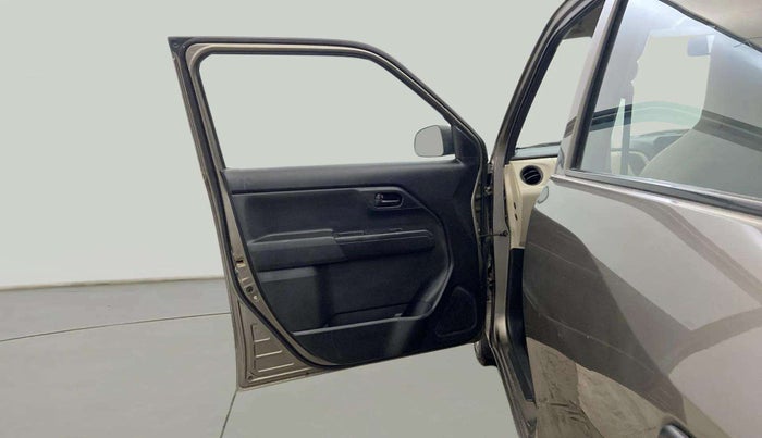 2022 Maruti New Wagon-R LXI CNG 1.0, CNG, Manual, 42,196 km, LHS Front Door