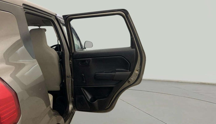 2022 Maruti New Wagon-R LXI CNG 1.0, CNG, Manual, 42,196 km, RHS Rear Door