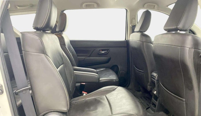2020 Maruti XL6 ALPHA AT, Petrol, Automatic, 1,02,462 km, Right Side Rear Door Cabin