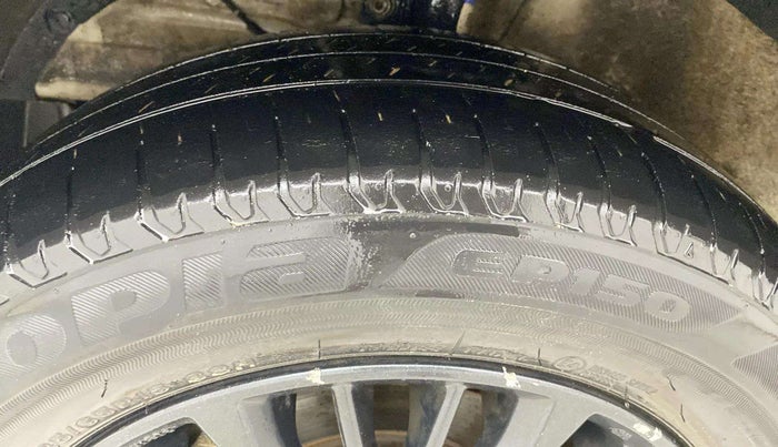 2020 Maruti XL6 ALPHA AT, Petrol, Automatic, 1,02,462 km, Left Front Tyre Tread
