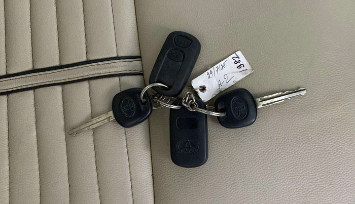 2019 Toyota Etios Liva GX, Petrol, Manual, 43,404 km, Key Close Up