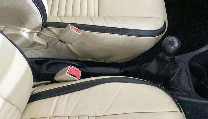 2019 Toyota Etios Liva GX, Petrol, Manual, 43,404 km, Gear Lever