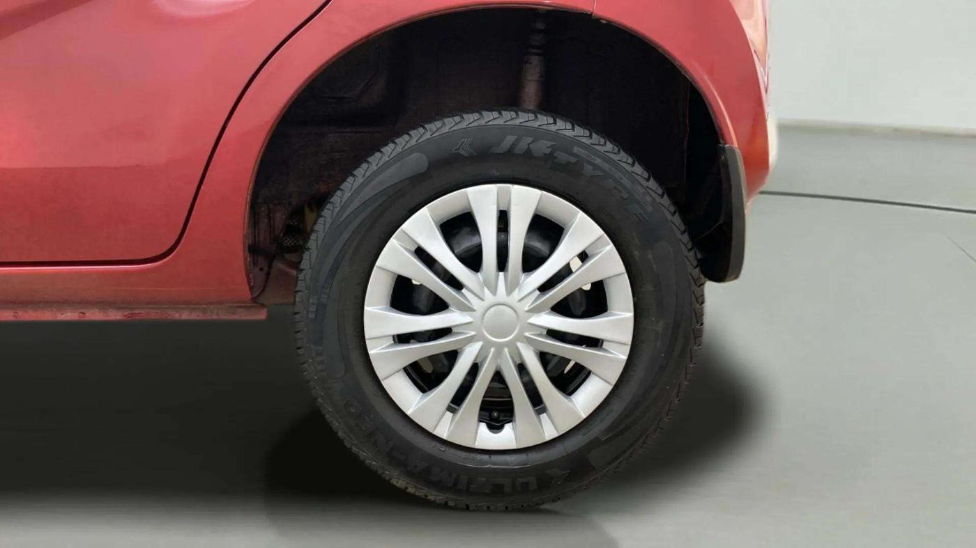 2019 Datsun Redi Go S, Petrol, Manual, 56,843 km, Left Rear Wheel