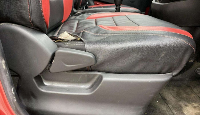 2019 Datsun Redi Go S, Petrol, Manual, 56,836 km, Driver Side Adjustment Panel