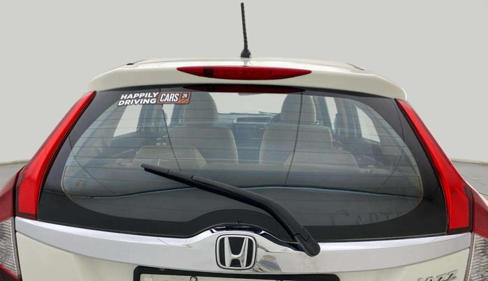 2016 Honda Jazz 1.2L I-VTEC V, CNG, Manual, 1,30,574 km, Rear Windshield
