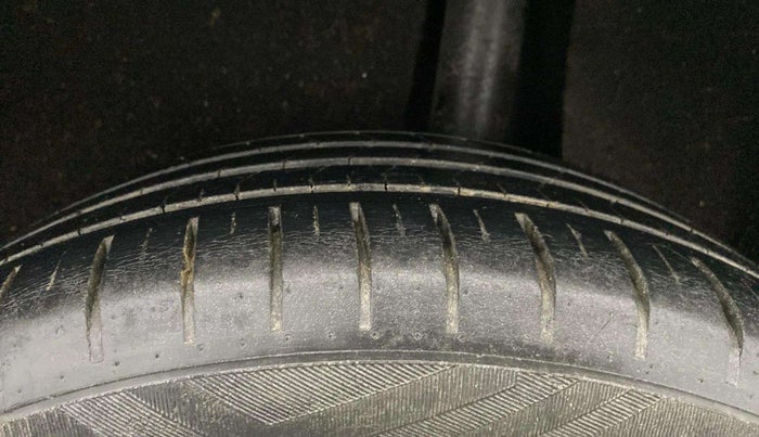 2021 Maruti Baleno ZETA PETROL 1.2, Petrol, Manual, 22,826 km, Left Rear Tyre Tread