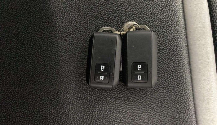 2021 Maruti Baleno ZETA PETROL 1.2, Petrol, Manual, 22,826 km, Key Close Up