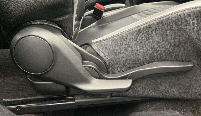 2021 Maruti Baleno ZETA PETROL 1.2, Petrol, Manual, 22,826 km, Driver Side Adjustment Panel