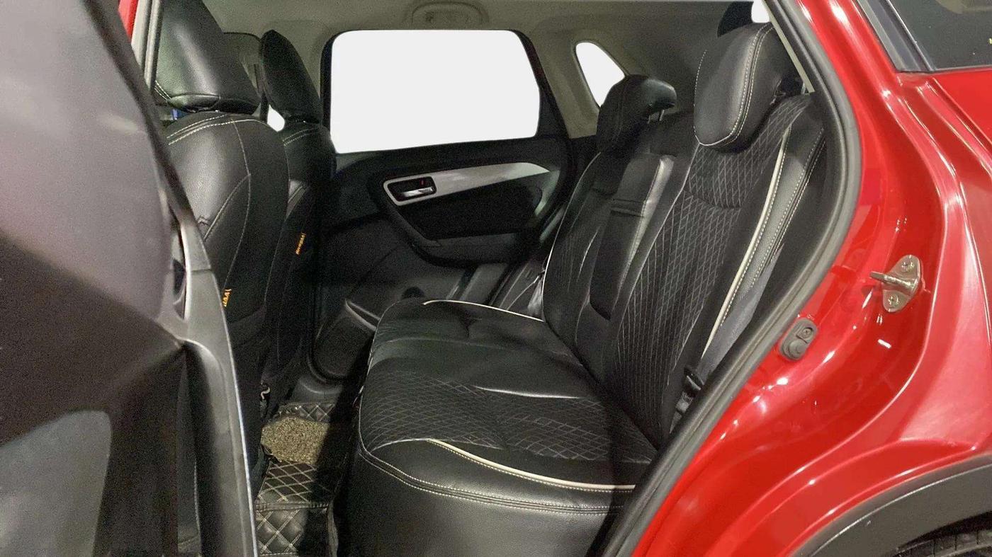 2020 Maruti Vitara Brezza ZXI PLUS DUAL TONE, Petrol, Manual, 50,270 km, Right Side Rear Door Cabin