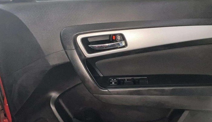 2020 Maruti Vitara Brezza ZXI PLUS DUAL TONE, Petrol, Manual, 50,270 km, Driver Side Door Panels Control