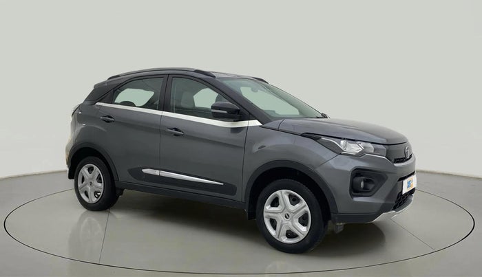 2022 Tata NEXON XZ PETROL, CNG, Manual, 33,390 km, Right Front Diagonal