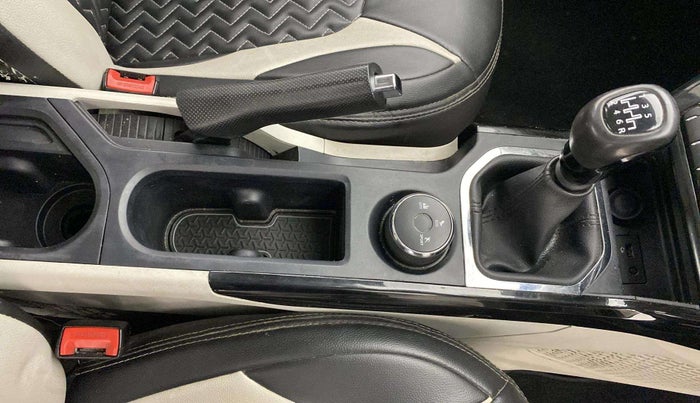 2022 Tata NEXON XZ PETROL, CNG, Manual, 33,390 km, Gear Lever