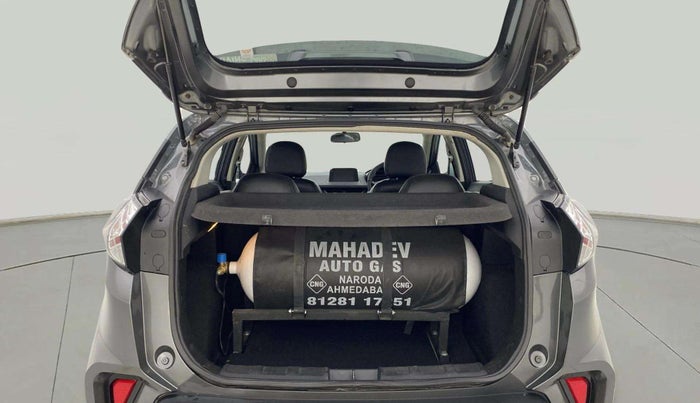 2022 Tata NEXON XZ PETROL, CNG, Manual, 33,390 km, Boot Open Zoomed View