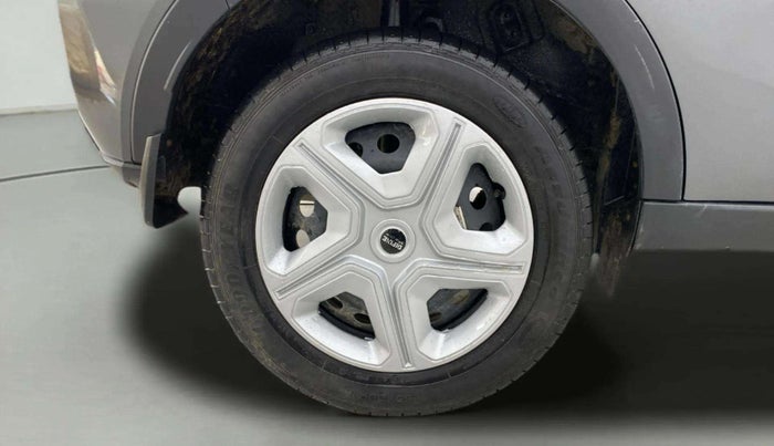 2022 Tata NEXON XZ PETROL, CNG, Manual, 33,390 km, Right Rear Wheel