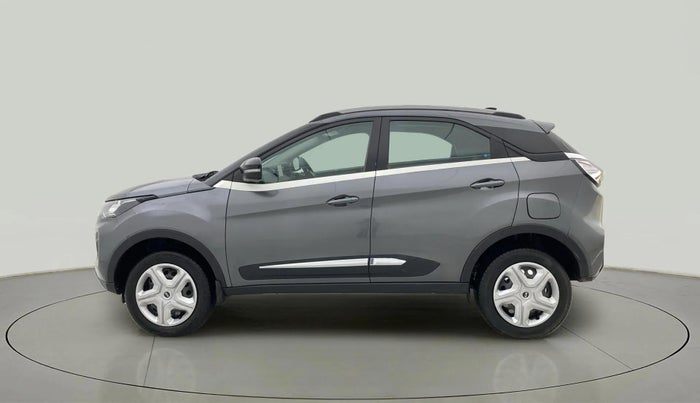 2022 Tata NEXON XZ PETROL, CNG, Manual, 33,390 km, Left Side