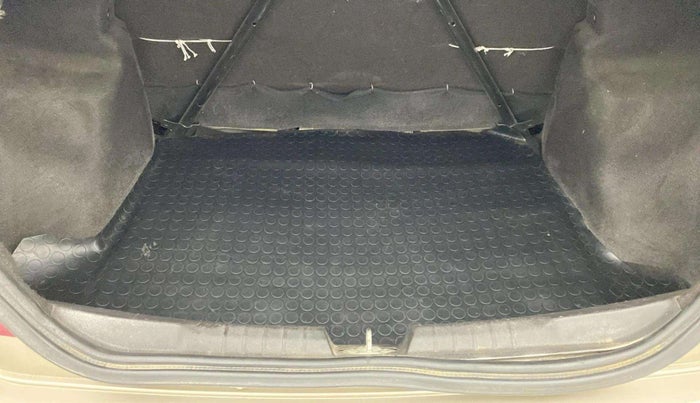 2015 Tata Zest XMS 75PS DIESEL, Diesel, Manual, 1,36,337 km, Boot Open Zoomed View