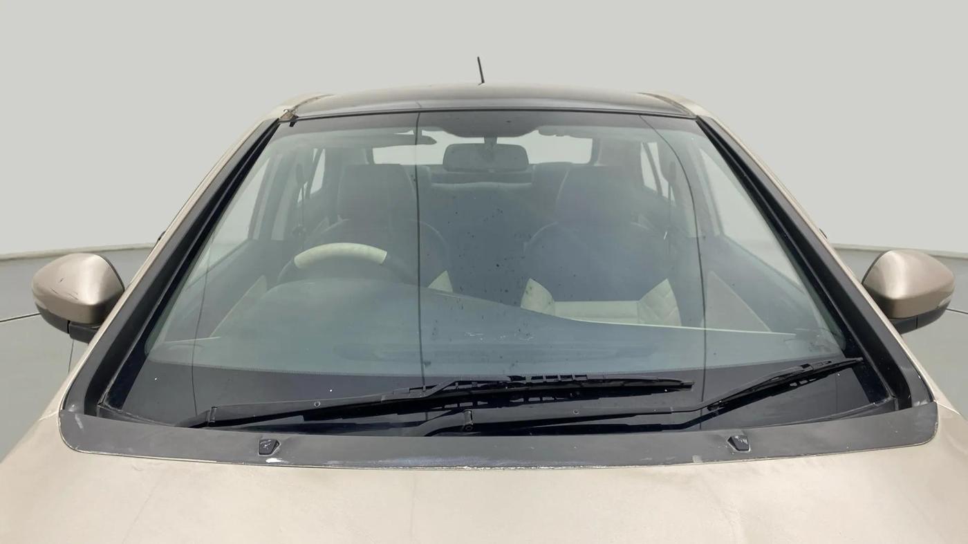 2015 Tata Zest XMS 75PS DIESEL, Diesel, Manual, 1,36,337 km, Front Windshield