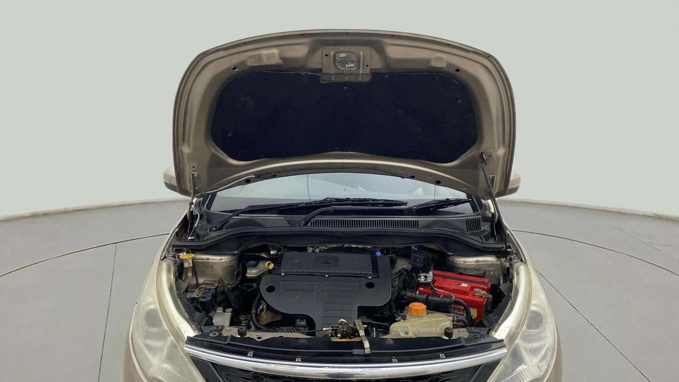 2015 Tata Zest XMS 75PS DIESEL, Diesel, Manual, 1,36,337 km, Open Bonet