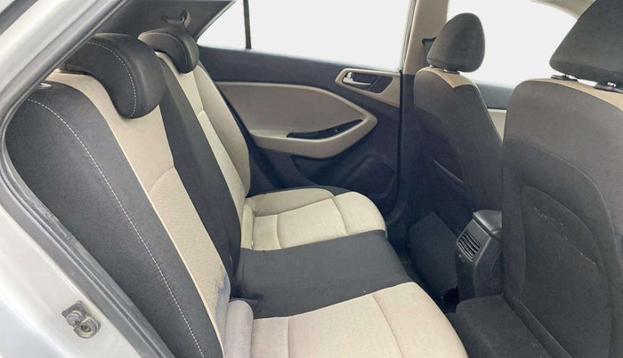 2015 Hyundai Elite i20 ASTA 1.2, Petrol, Manual, 76,086 km, Right Side Rear Door Cabin