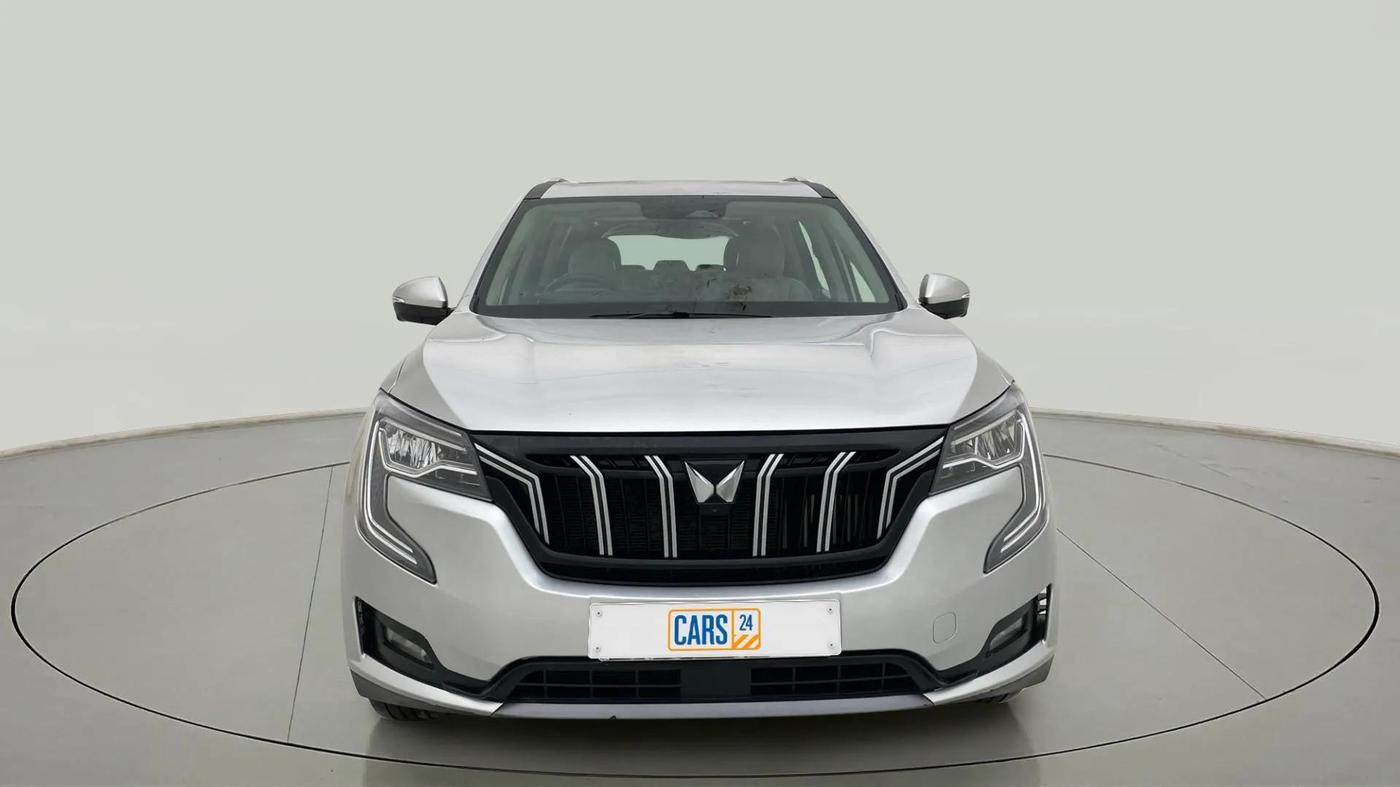 2023 Mahindra XUV700 AX 7 LUXURY P AT 7 STR, Petrol, Automatic, 19,311 km, Front