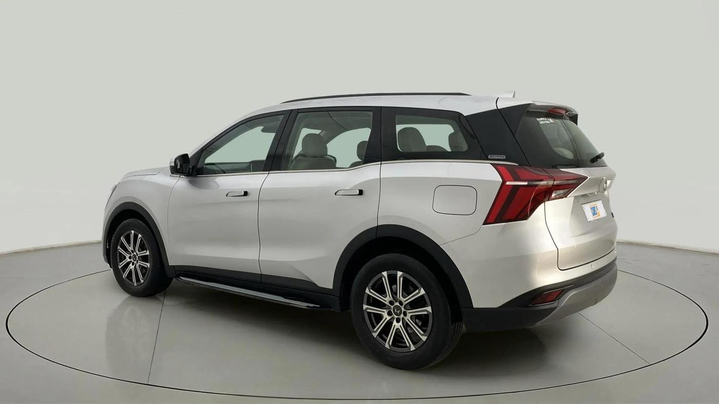 2023 Mahindra XUV700 AX 7 LUXURY P AT 7 STR, Petrol, Automatic, 19,311 km, Left Back Diagonal